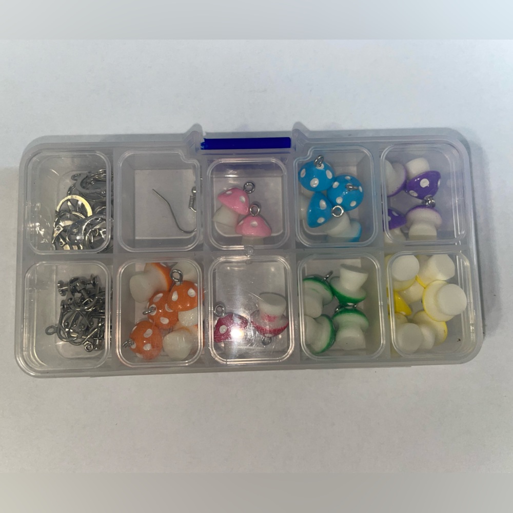Mushroom charms, 7 colors